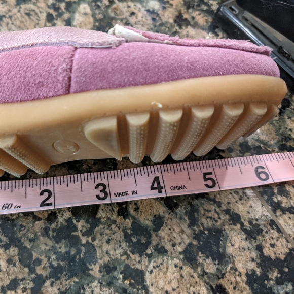 Toddler suede loafers Bossy Kidz pink suede "H" shoes. size 22 - Picture 2 of 13